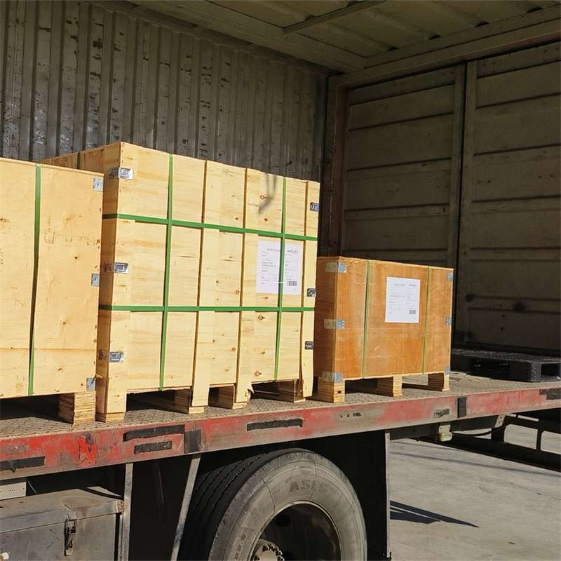 安顺市阿拉尔市：物流专线的高效货运之旅